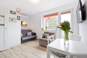 apartament a7 sofa, fotel, stół